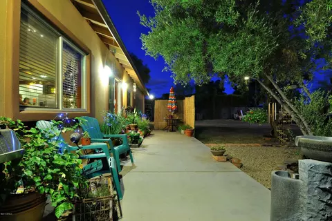 3315 E Sunnyside Ln, Phoenix, AZ 85032 photo 9