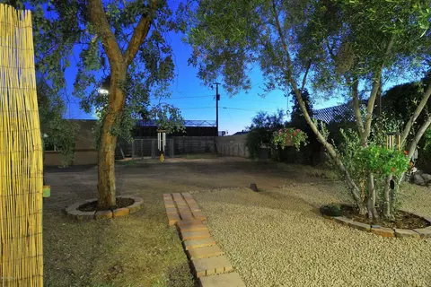 3315 E Sunnyside Ln, Phoenix, AZ 85032 photo 11