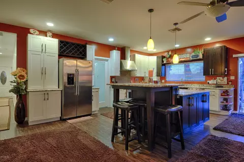 3315 E Sunnyside Ln, Phoenix, AZ 85032 photo 1