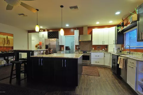 3315 E Sunnyside Ln, Phoenix, AZ 85032 photo 18