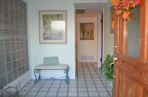 540 E Pebble Beach Dr, Tempe, AZ 85282 photo 3