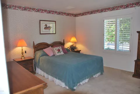 2529 E Turquoise Dr, Phoenix, AZ 85028 photo 18