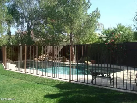 1530 E Sagebrush Ct, Gilbert, AZ 85296 photo 3