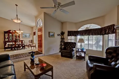 1138 W Iris Dr, Gilbert, AZ 85233 photo 4