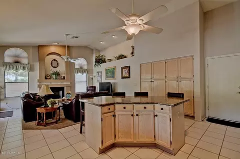 1138 W Iris Dr, Gilbert, AZ 85233 photo 11