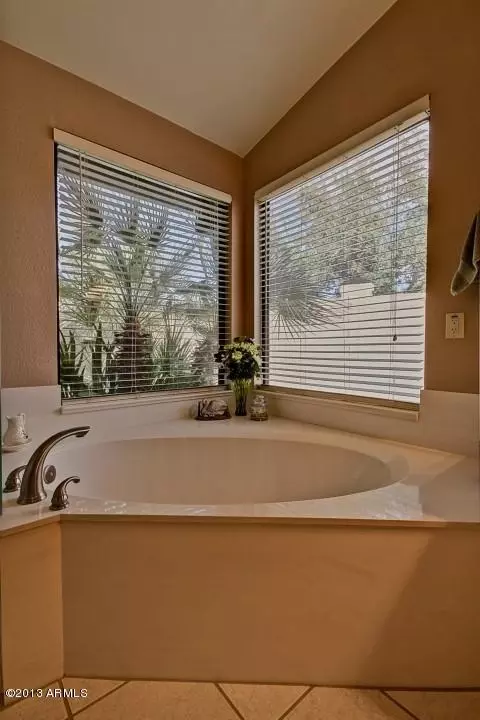 1138 W Iris Dr, Gilbert, AZ 85233 photo 19