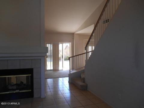 3211 E Behrend Dr, Phoenix, AZ 85050 photo 4