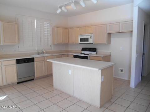 3211 E Behrend Dr, Phoenix, AZ 85050 photo 9