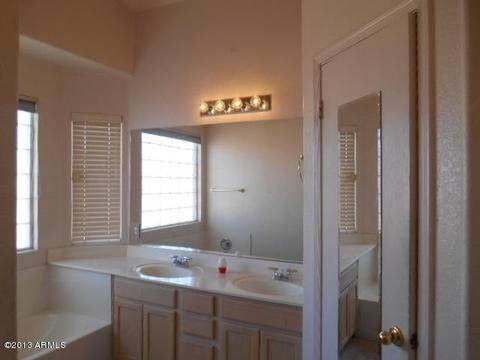 3211 E Behrend Dr, Phoenix, AZ 85050 photo 18