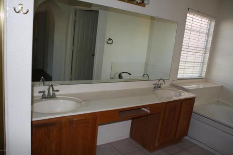 802 W Devon Dr, Gilbert, AZ 85233 photo 26