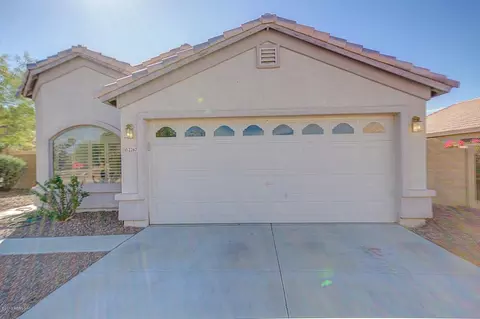 2267 E Mariposa Grande --, Phoenix, AZ 85024 photo 2