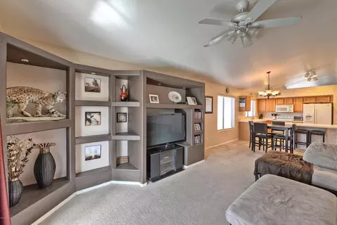 8651 E Monte Ave, Mesa, AZ 85209 photo 2