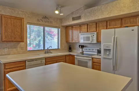 8651 E Monte Ave, Mesa, AZ 85209 photo 5