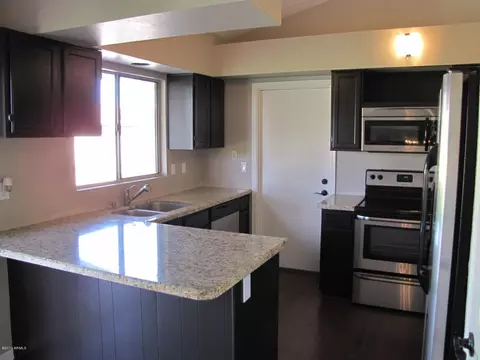 410 E Renee Dr, Phoenix, AZ 85024 photo 9