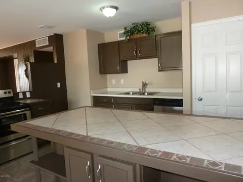 4522 E Sunland Ave, Phoenix, AZ 85040 photo 9