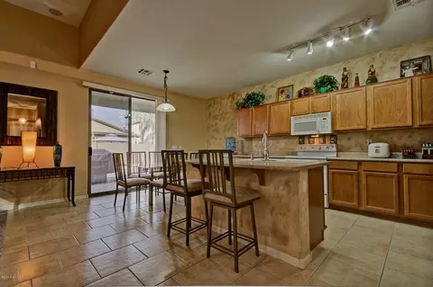 1670 E Tradewind Ct, Gilbert, AZ 85234 photo 12