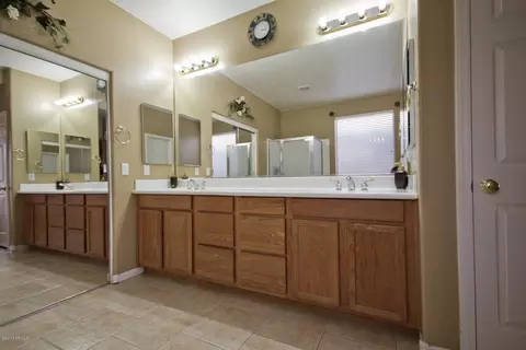 1670 E Tradewind Ct, Gilbert, AZ 85234 photo 19
