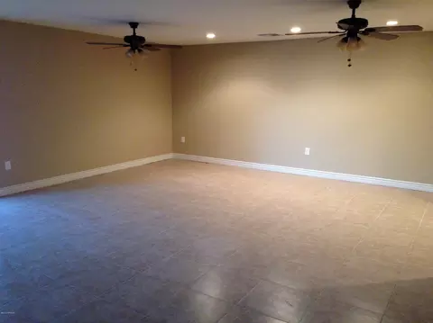 711 E South Mountain Ave, Phoenix, AZ 85042 photo 13