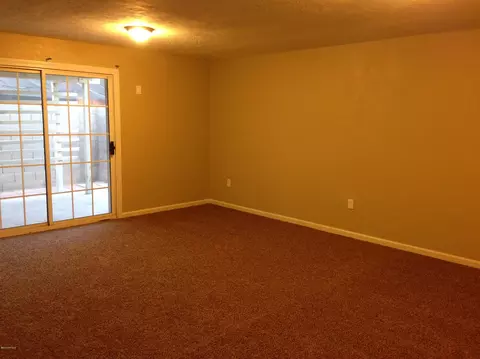 711 E South Mountain Ave, Phoenix, AZ 85042 photo 7