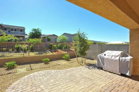 3845 E Branham Ln, Phoenix, AZ 85042 photo 26
