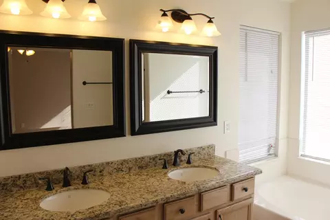 2241 E Aire Libre Ave, Phoenix, AZ 85022 photo 11