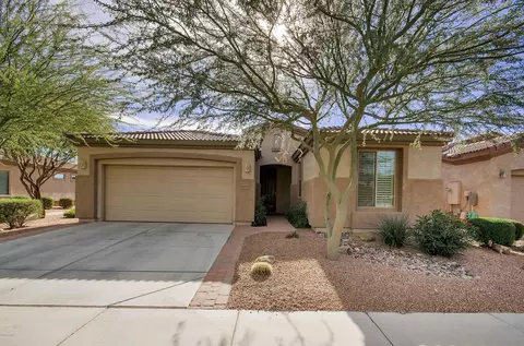 4685 E Rakestraw Ln, Gilbert, AZ 85298 photo 1