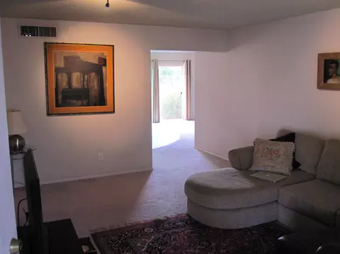 1015 E Concorda Dr, Tempe, AZ 85282 photo 5