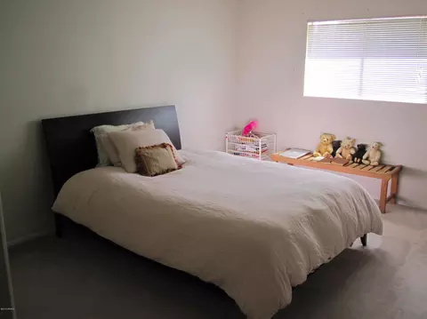1015 E Concorda Dr, Tempe, AZ 85282 photo 9
