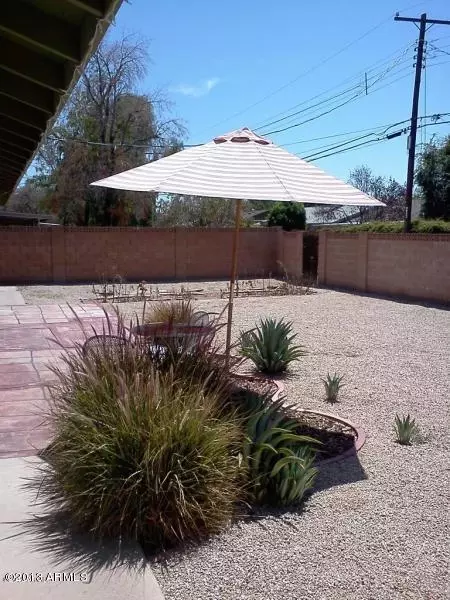 1015 E Concorda Dr, Tempe, AZ 85282 photo 12