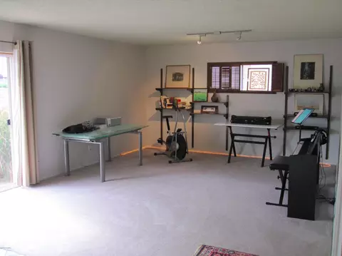 1015 E Concorda Dr, Tempe, AZ 85282 photo 8