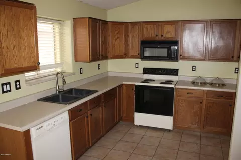 1663 E Carla Vista Dr, Gilbert, AZ 85295 photo 7