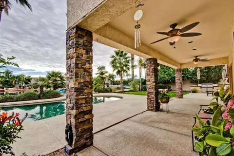 1831 E Monarch Bay Dr, Gilbert, AZ 85234 photo 7