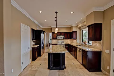 1831 E Monarch Bay Dr, Gilbert, AZ 85234 photo 27