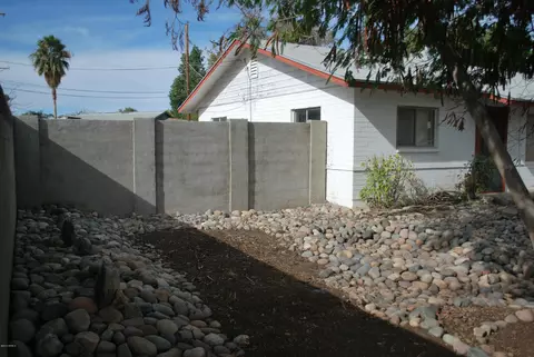 3302 N 44th St, Phoenix, AZ 85018 photo 9