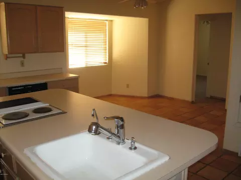 2815 Evans Dr, Phoenix, AZ 85032 photo 8