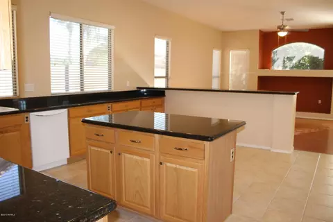 10233 E Posada Ave, Mesa, AZ 85212 photo 8
