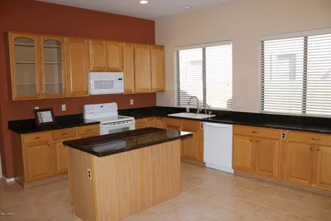 10233 E Posada Ave, Mesa, AZ 85212 photo 7