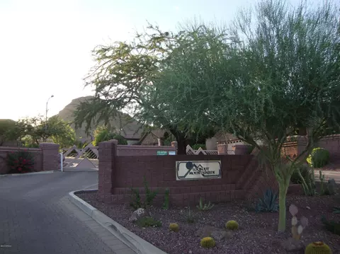 1920 E Vista Dr, Phoenix, AZ 85022 photo 4