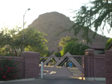 1920 E Vista Dr, Phoenix, AZ 85022 photo 2