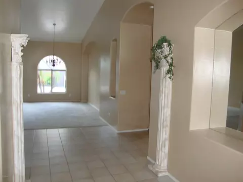 1920 E Vista Dr, Phoenix, AZ 85022 photo 6