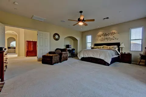 3934 E Patrick Ln, Phoenix, AZ 85050 photo 26