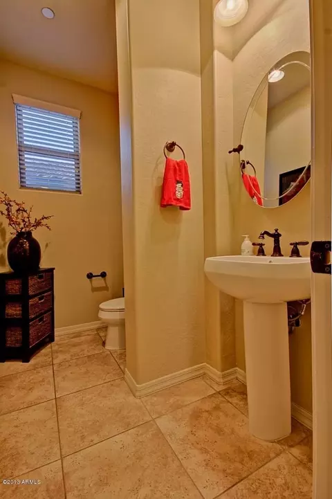 3934 E Patrick Ln, Phoenix, AZ 85050 photo 11