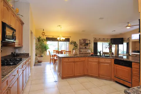4042 E Fox St, Mesa, AZ 85205 photo 15