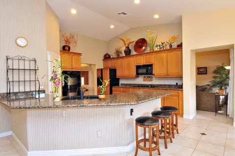 4042 E Fox St, Mesa, AZ 85205 photo 13
