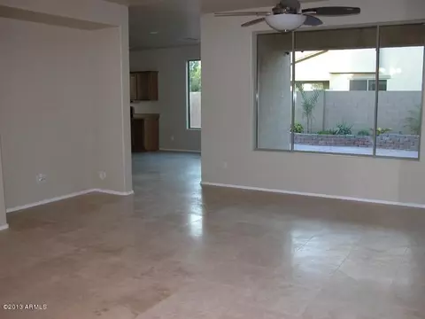 3085 S Lois Ln, Gilbert, AZ 85295 photo 6