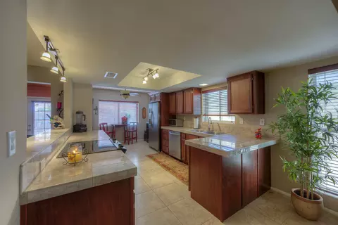 4633 E Sunrise Dr, Phoenix, AZ 85044 photo 11