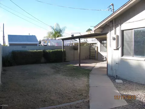 4927 E Piccadilly Rd, Phoenix, AZ 85018 photo 9