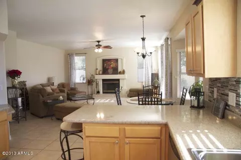 325 W Smoke Tree Rd, Gilbert, AZ 85233 photo 19