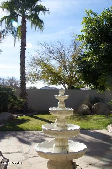 325 W Smoke Tree Rd, Gilbert, AZ 85233 photo 48