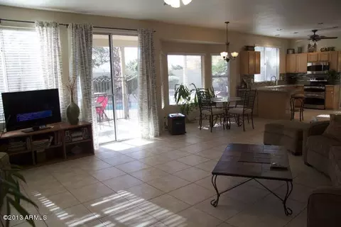 325 W Smoke Tree Rd, Gilbert, AZ 85233 photo 22